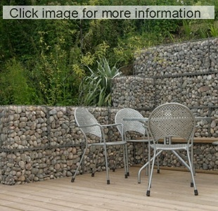 rounded river stone wall
